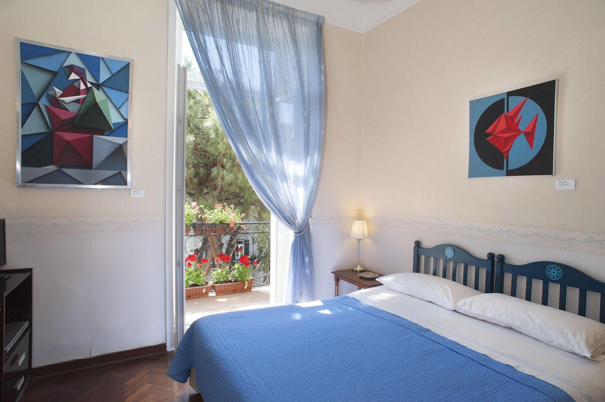 Areamare 3* Napels
