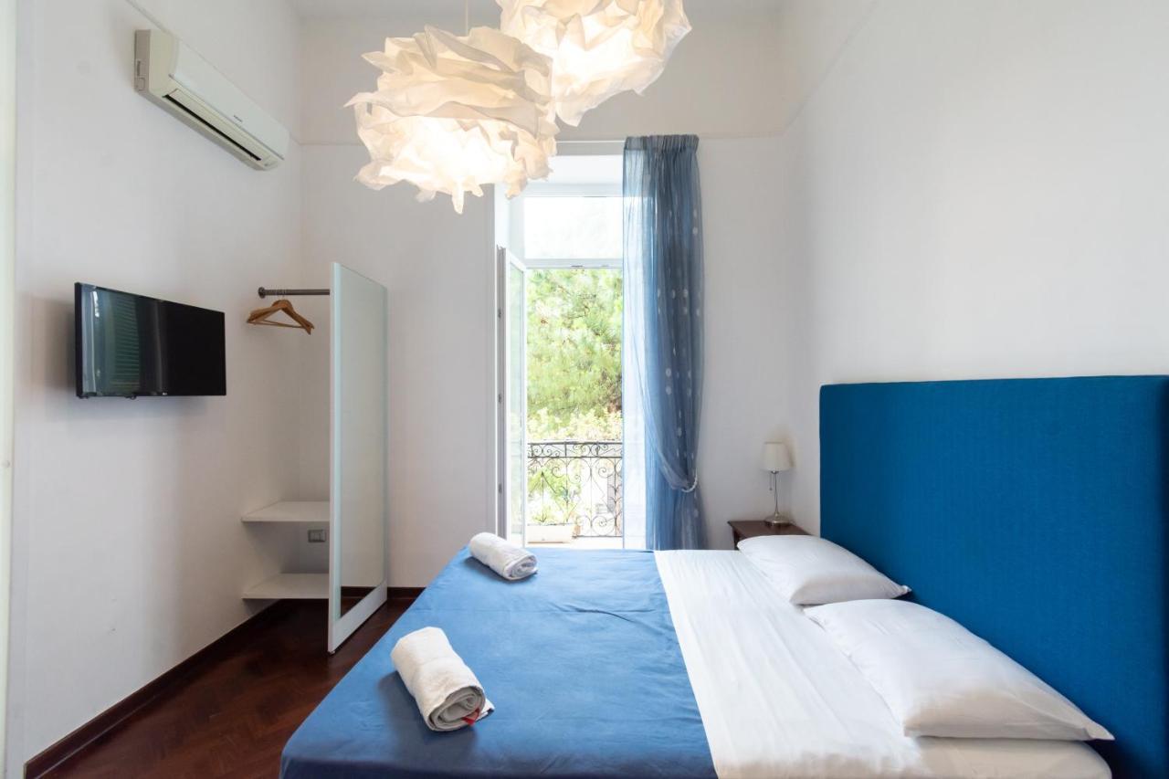 Areamare Couette-café 3*